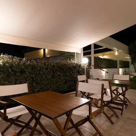 Porto Ξενοδοχείο 3*