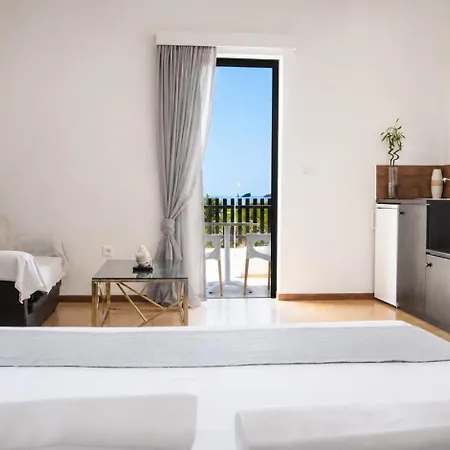 מלון Porto 3*