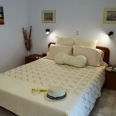 Porto מלון Diakofti